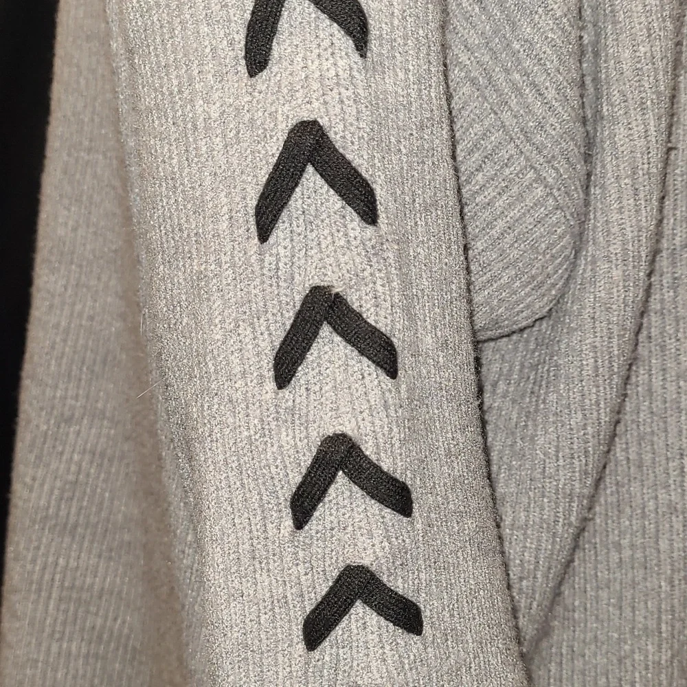 Tahari Light Gray Ribbed Turtleneck Sweater with Sleeve Button Detail - Picture 3 of 7